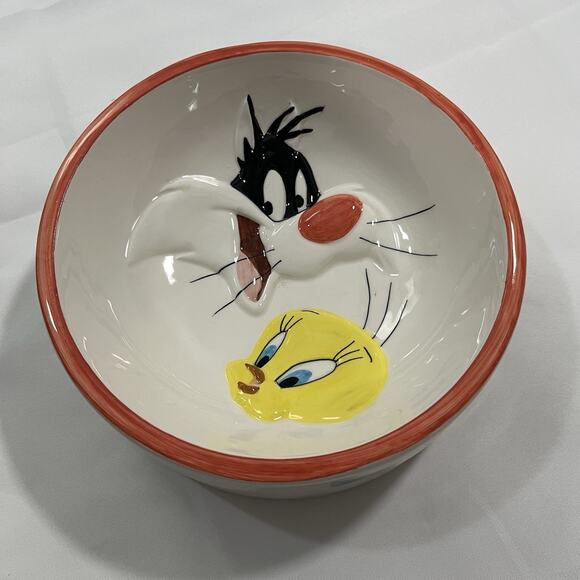 NEW VINTAGE 1993 LOONEY TUNES TWEETY BIRD SYLVESTER CERAMIC PET‎ BOWL DISH 8" - Picture 2 of 6